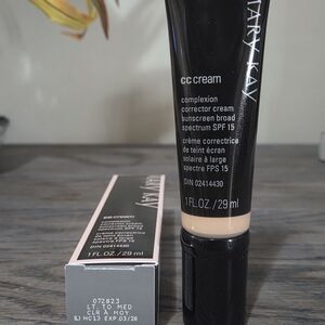 Mary Kay CC Cream - Light to Medium